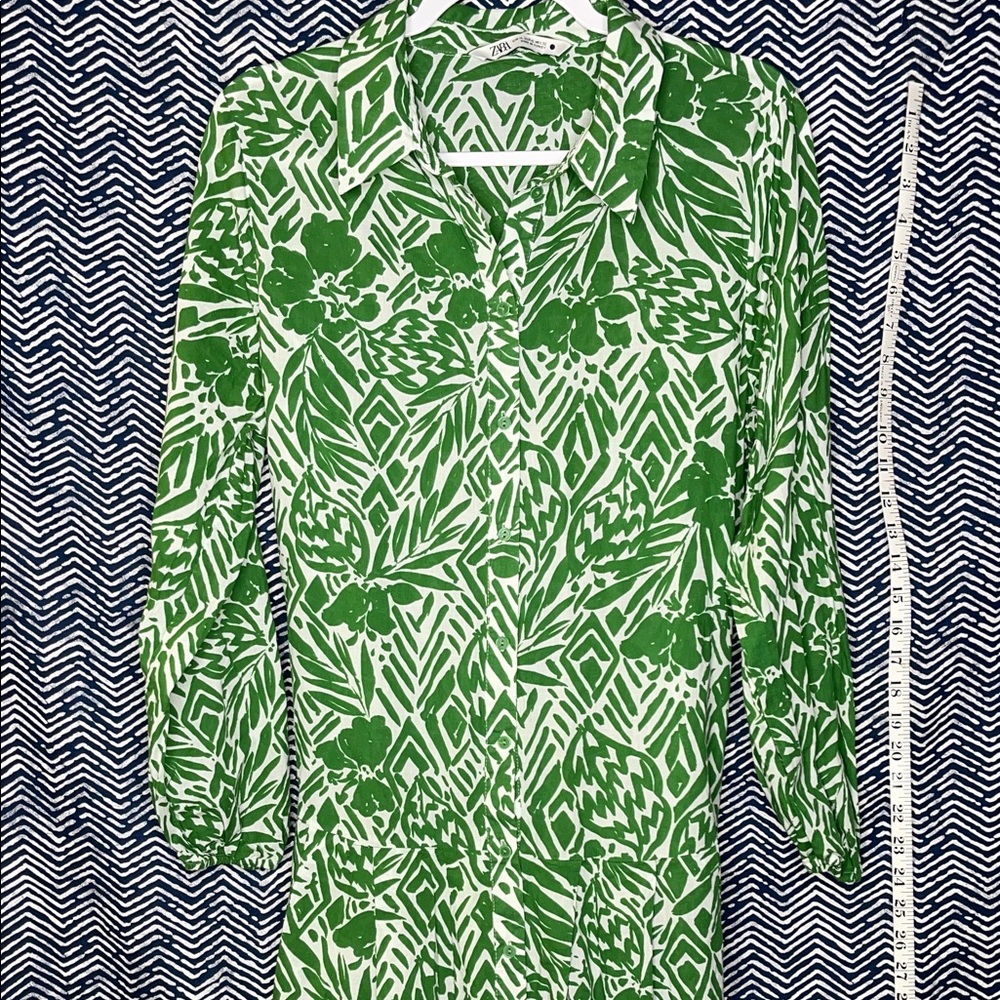 Zara Green and White Long Sleeve Dress